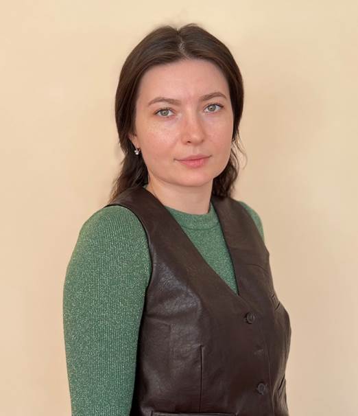 Джулаева Елена Николаевна.